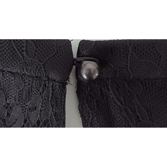 Isaac Mizrahi Live! Top Sz 12 Chantilly Lace Ruffle Keyhole Neck Black Fairy - Picture 14 of 16
